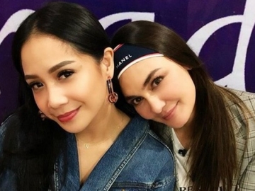 Luna Maya Mendadak 'Iri' ke Nagita Slavina Gara-gara Berhasil Lakukan Hal Viral Ini