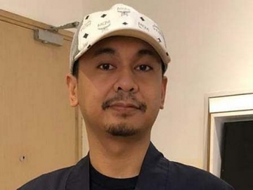 Kelakuan ‘Nyeleneh’ Raditya Dika Kelamaan di Rumah Bikin Najwa Shihab Sampai Gading Ngakak