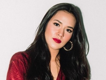 Niat Hati Berbagi Senyum Lewat Lagu, Raisa Justru Menangis Dengarkan Curhatan Tim Medis