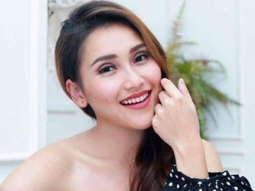 Sambut Ramadan, Ayu Ting Ting Pamer Foto Lawas Saat Tampil Berhijab Tuai Komentar Begini