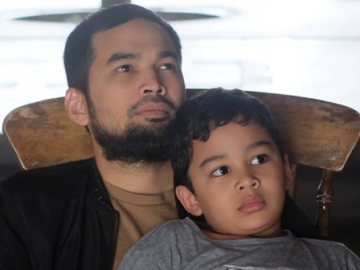 Bukan untuk Dipamerkan, Ini Alasan Teuku Wisnu Sengaja Tak Hapus ‘Karya’ Anak-anak di Dinding