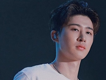 Bikin Fans Makin Rindu Hingga Mewek, B.I Muncul Lagi Jadi Relawan dan Donasi 1000 Masker