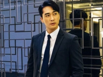 Ayah Song Seung Heon Disebut Mirip Hyun Bin, Netizen: Pantas Cetakannya Tampan Begitu