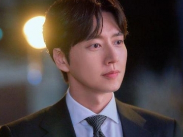 Park Hae Jin Ungkap Sempat Tertawa Saat Baca Skrip ‘Kkondae Intern’