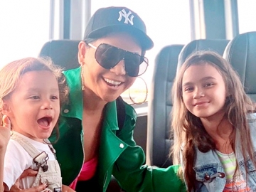 Anak Dipuji Bak Selena Gomez, Melaney Ricardo Malah Jadi Pria di 'Oplas Challenge'