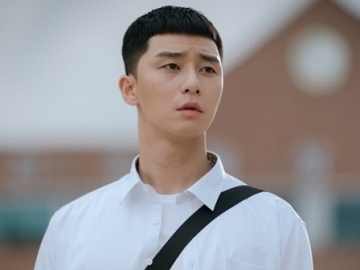 Park Seo Joon Dandan Tabrak Warna dan Selipkan Bunga di Celana Disambut Halu Artis Indonesia Ini