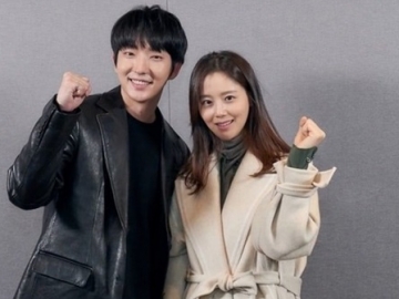 Penuh Noda Darah, Lee Jun Ki Tatap ‘Intimidasi’ Moon Chae Won di ‘Flower of Evil’