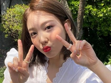 Tampil Serba Merah Menggoda, Penampilan Nayeon Sukses Tuai Sorotan dan Disebut Menyegarkan Mata