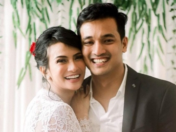 Vanessa Angel Pamer Momen Jalan Bareng Suami, Paras Natural Tuai Pujian