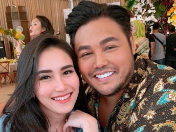 Ivan Gunawan Unggah Foto Cantik Ayu Ting Ting Sambil Tulis Ucapan Ultah Ini