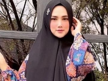  Mulan Jameela Ajak Anak Ahmad Dhani Pergi Ke Mall, Netter Tagih Ini