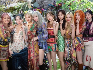 TWICE Pecahkan Rekor Penjualan Album Gaon dengan ‘MORE & MORE’