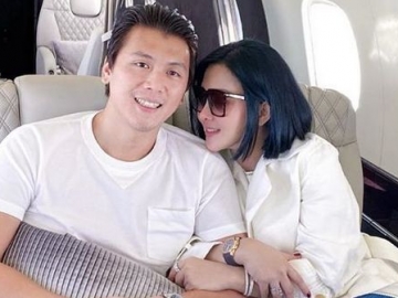 Syahrini Disebut Lakukan Foto Maternity Gara-Gara Pamer Pose Begini Bareng Reino Barack