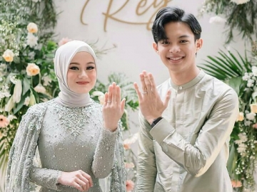 Dinda Hauw Unggah Momen Haru Saat Lamaran, Rey Mbayang: Aku Cinta Kamu Karena Allah