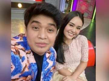 Kembali Terciduk Mesra, Billy Syahputra dan Amanda Manopo Saling Peluk di Mal Bikin Geger