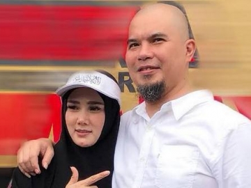 Pertama Kali Beri Mulan Jameela Bunga, Ahmad Dhani Malah Bikin Sang Istri Ngakak