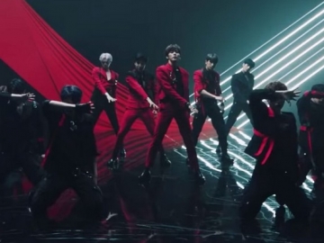 'Flash' X1 Jadi MV Grup Debut yang Paling Cepat Capai 100 Juta Penonton, Fans Malah Sedih