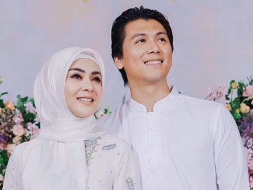 Syahrini Abadikan Momen Reino Barack Jadi Imam Salat Idul Adha di Rumah, Malah Tuai Respon Sinis