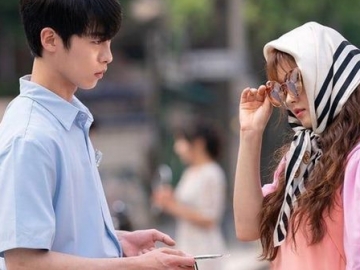 Lee Jae Wook Nampak Kesal dengan Go Ara di Drama Terbaru
