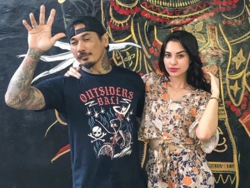 Jerinx SID Penuhi Panggilan Polda Atas Laporan IDI, Nora Alexandra Langsung Gaungkan #SaveJRXSID