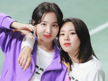 Nayeon Pasang Badan Beri Penjelasan Soal Kaos Chaeyoung yang Diduga Mengandung Kata Makian