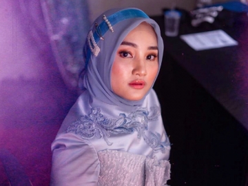 Lama Tak Terlihat di Atas Panggung, Fatin Shidqia Rupanya Sibuk Kejar Pendidikan di LSPR