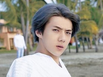 Sehun EXO Mesra Bareng Anjing, Penampilan Gondrong Sang Idol Malah Bikin Salfok