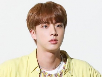 Jin BTS Bikin Ngakak Bak Bocah Histeris Pakai Sapu Terbang Penyihir