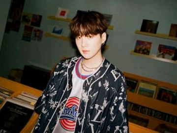 Suga Sukses Raih Penghargaan Rapper Terbaik Versi Dabeme Pop, Netter: King Suga Layak Mendapatkannya