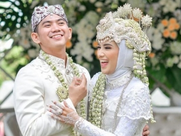 Rizki DA Ungkap Alasan Absen Temani Istri di Momen Kelulusan