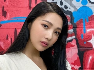Joy Red Velvet Bagikan Video Centil Super Manja di Bawah Tangga, Tetap Cantik?