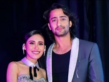 Lama Tak Terlihat, Interaksi Terbaru Ayu Ting Ting dan Shaheer Sheikh Sontak Hebohkan Fans