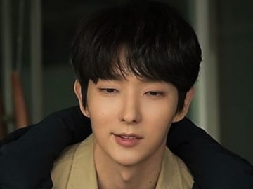 Lee Jun Ki Respons Kegaduhan Pemirsa Tonton Romantisme Bareng Moon Chae Won