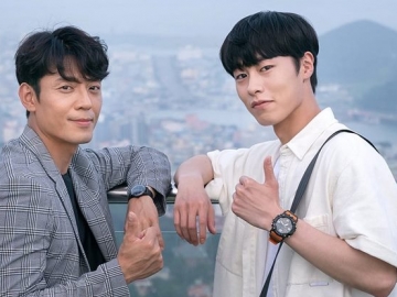 Lee Jae Wook dan Kim Joo Heon Berbagi Foto Lucu di Balik Layar Drama Barunya