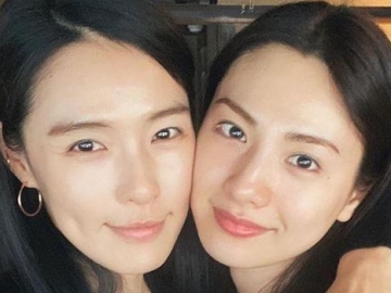 Kahi Unggah Foto Reuni Kecil Bareng Nana dan Tulis Dukungan Manis