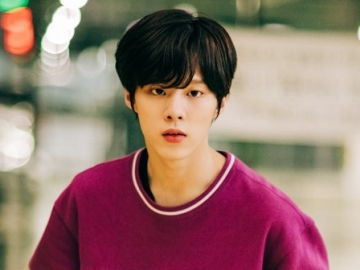 Kim Wooseok Pandang Beda Tentang Karakternya di Drama 'Twenty Twenty'