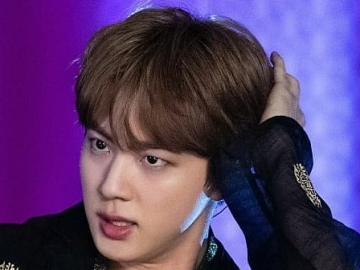 Jadi Member Tertua, Jin BTS Bikin Fans Heran Kerap Terciduk Bertingkah 'Bobrok'