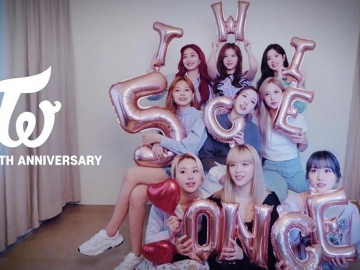 Rayakan Debut Anniversary Twice Kenang Masa Debut dan Momen Berharga Selama 5 Tahun