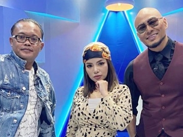 Foto Bareng Sule dan Deddy Corbuzier, Dinar Candy Malah Curhat Iri Karena Alasan Ini