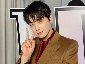 Unggah Foto Dirias dengan Pipi Merona Merah, Cha Eun Woo Bikin Fans Langsung Jantungan