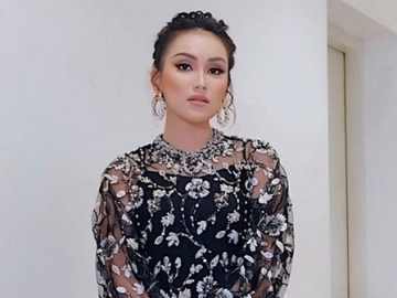 Dituding Sentil Ivan Gunawan, Adik Ayu Ting Ting Sebut Penyebar Rumor Putus Sang Kakak Orang Sirik