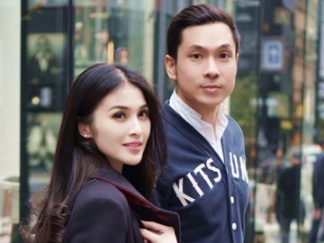 Sandra Dewi Bagikan Foto Bareng Suami untuk Rayakan Anniversary Ke-4, Bak Adegan dalam Drama Korea