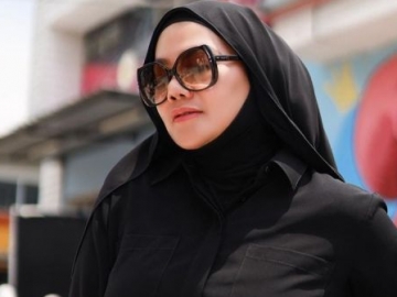 Sering Disakiti, Sarita Abdul Mukti Tetap Bersahabat Dengan Faisal Harris