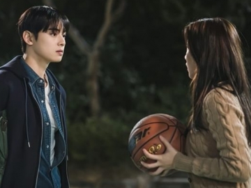 Terbakar Cemburu, Cha Eun Woo Beranikan Diri Tunjukan Cinta Pada Moon Ga Young  di 'True Beauty'