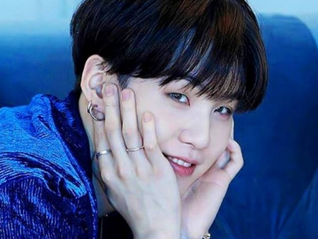 Suga BTS Masak, Ekspresinya Saat Takut Kena Minyak Bikin Gemas