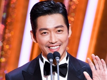  Raih Daesang di SBS Drama Awards,   Nam Goong Min Turut Ucapkan Terima Kasih pada Sang Kekasih