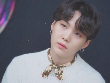  Suga Is Back! BTS Akhirnya Tampil dengan Personil Lengkap di Golden Disc Awards