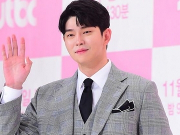 Yoon Kyun Sang Bicara Soal Gaya Pacaran Hingga Alasan Adopsi Banyak Kucing dari Tempat Penampungan