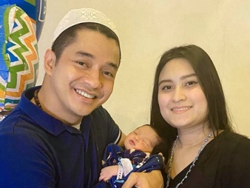 Penampilan Terbaru Angbeen Rishi Istri Adly Fairuz Setelah Melahirkan Anak Pertama Ramai Bikin Kagum