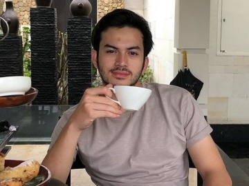 Unggahan Pertama Rizky Nazar di Tahun 2021  Malah Jadi Konten Halu Netter Kaum Hawa, Penasaran?